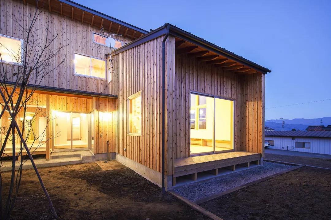 木結(jié)構(gòu)建筑的防火性能怎樣？
